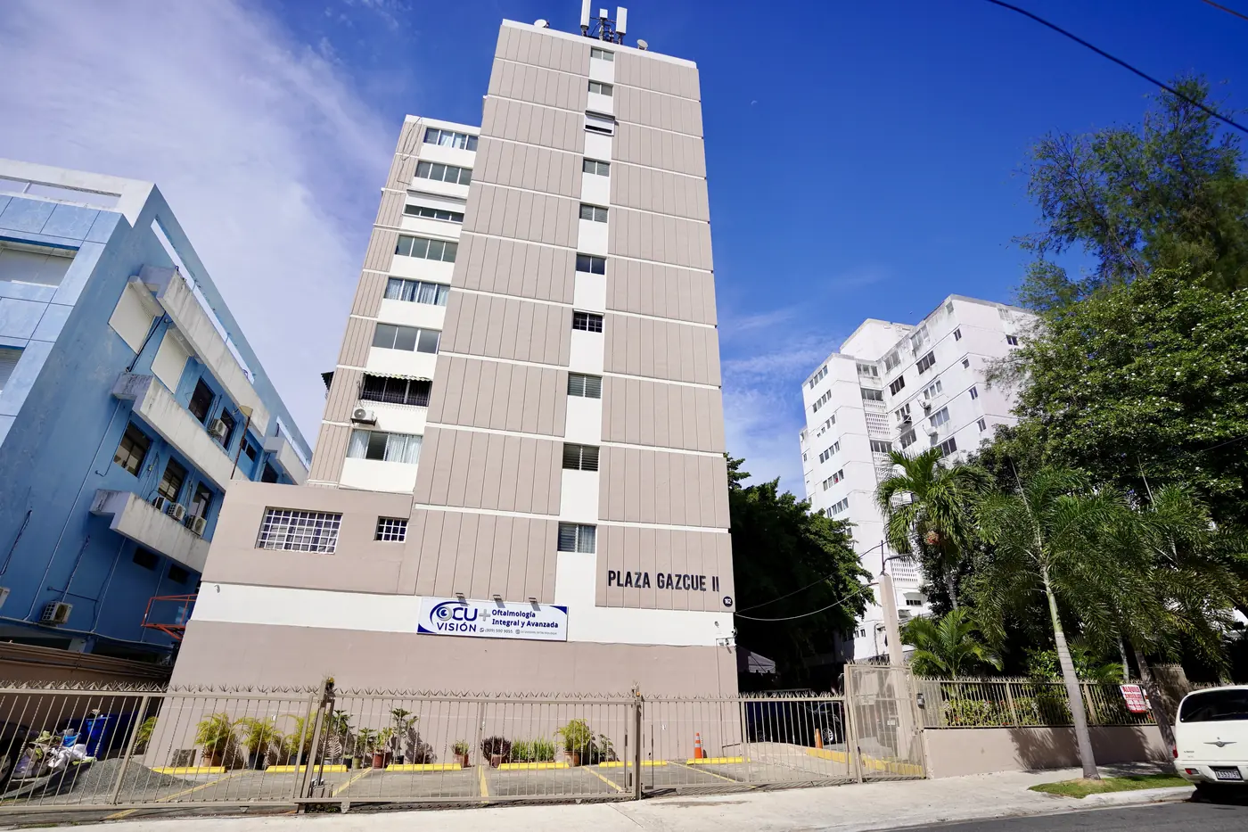 Fachada del Edificio Plaza Gazcue 2, donde está Ocuvisión